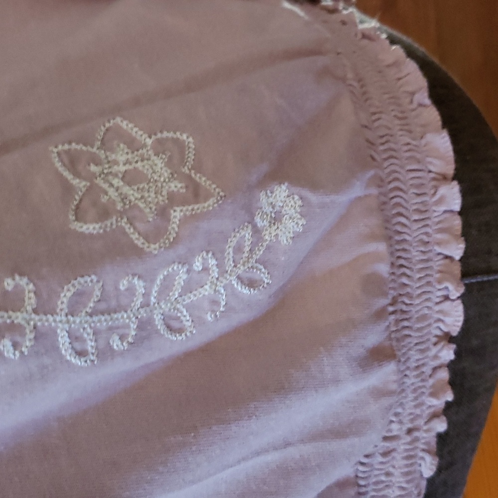 Embroidered Blouse - Picture 3 of 8